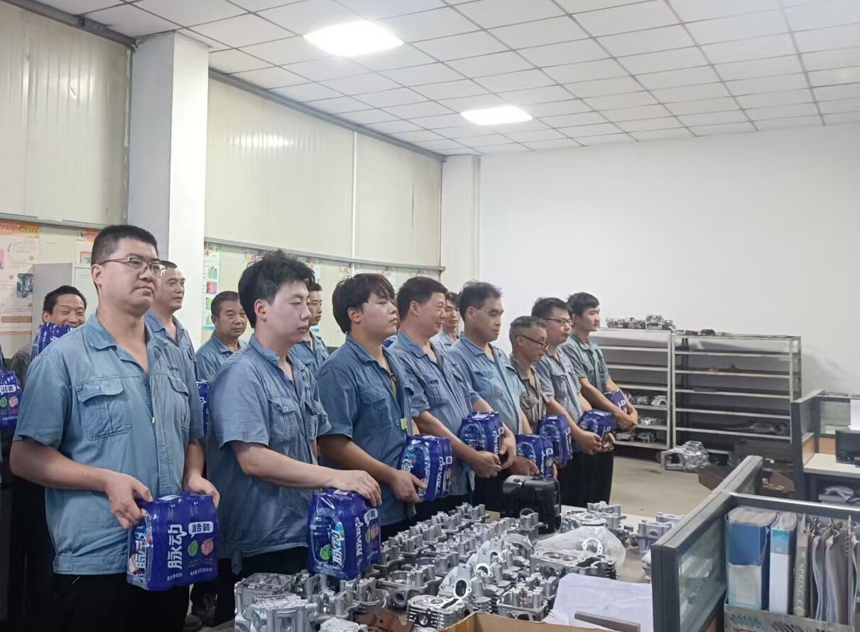 戰(zhàn)高溫、保生產(chǎn)、送清涼